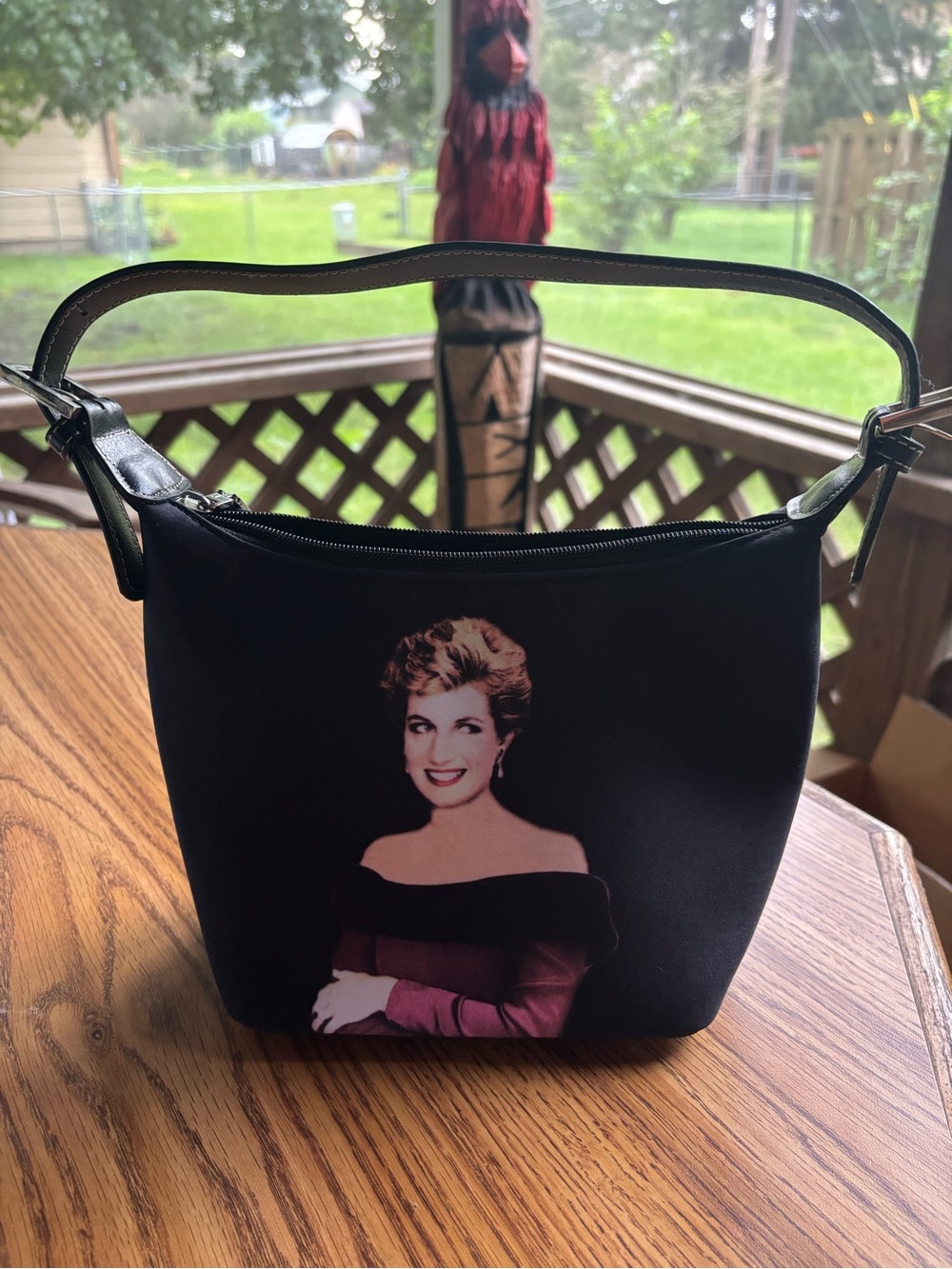 Rare Princess Diana Shoulder Bag, lined, inside Pocket, 10x5 unused